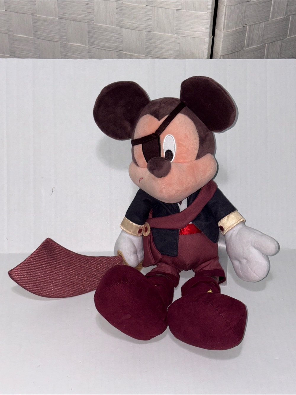 Disney Store Mickey Mouse Pirates Of The Caribbean 17.5” Plush